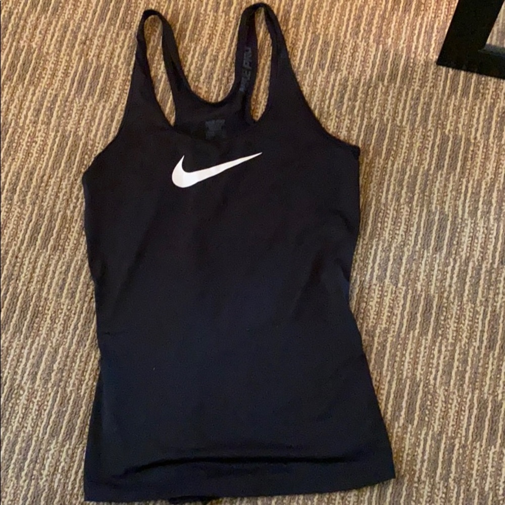 Nike workout tank top